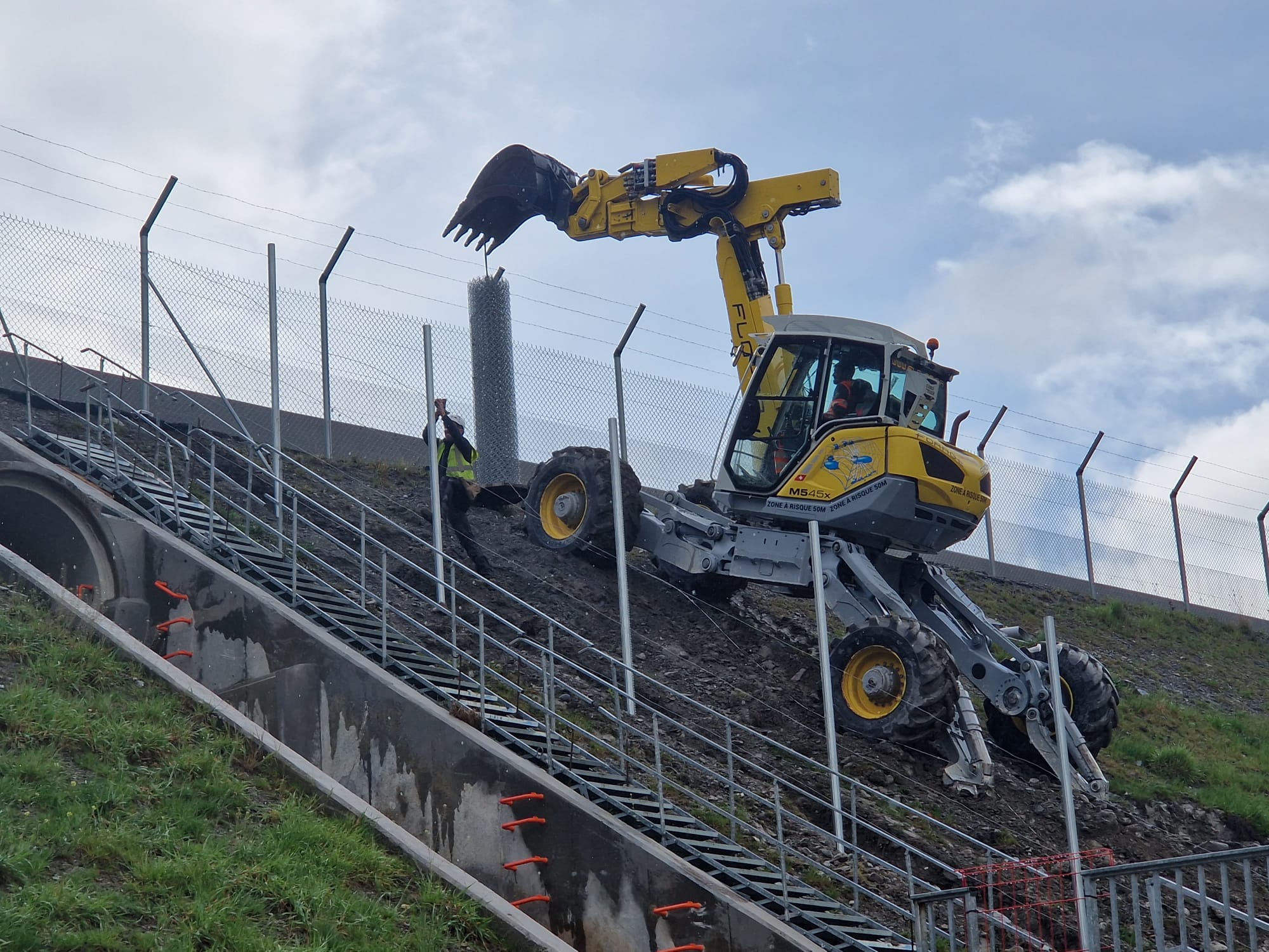 You are currently viewing Chantier en cours pour le TELT à St-Julien-Mont-Denis